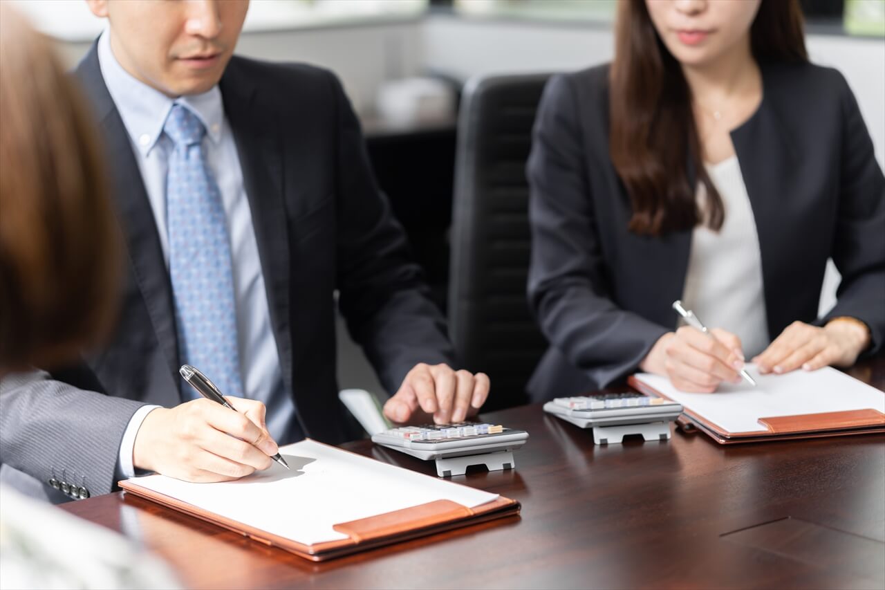 確定申告を税理士に依頼する時期と期限前に準備したいこと